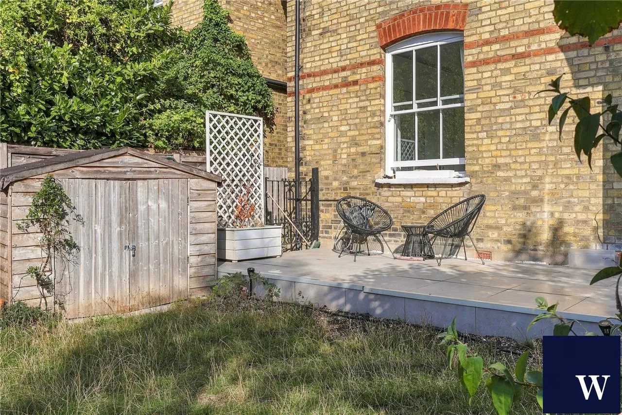 Woodside Grove, Finchley, N12, photo 10