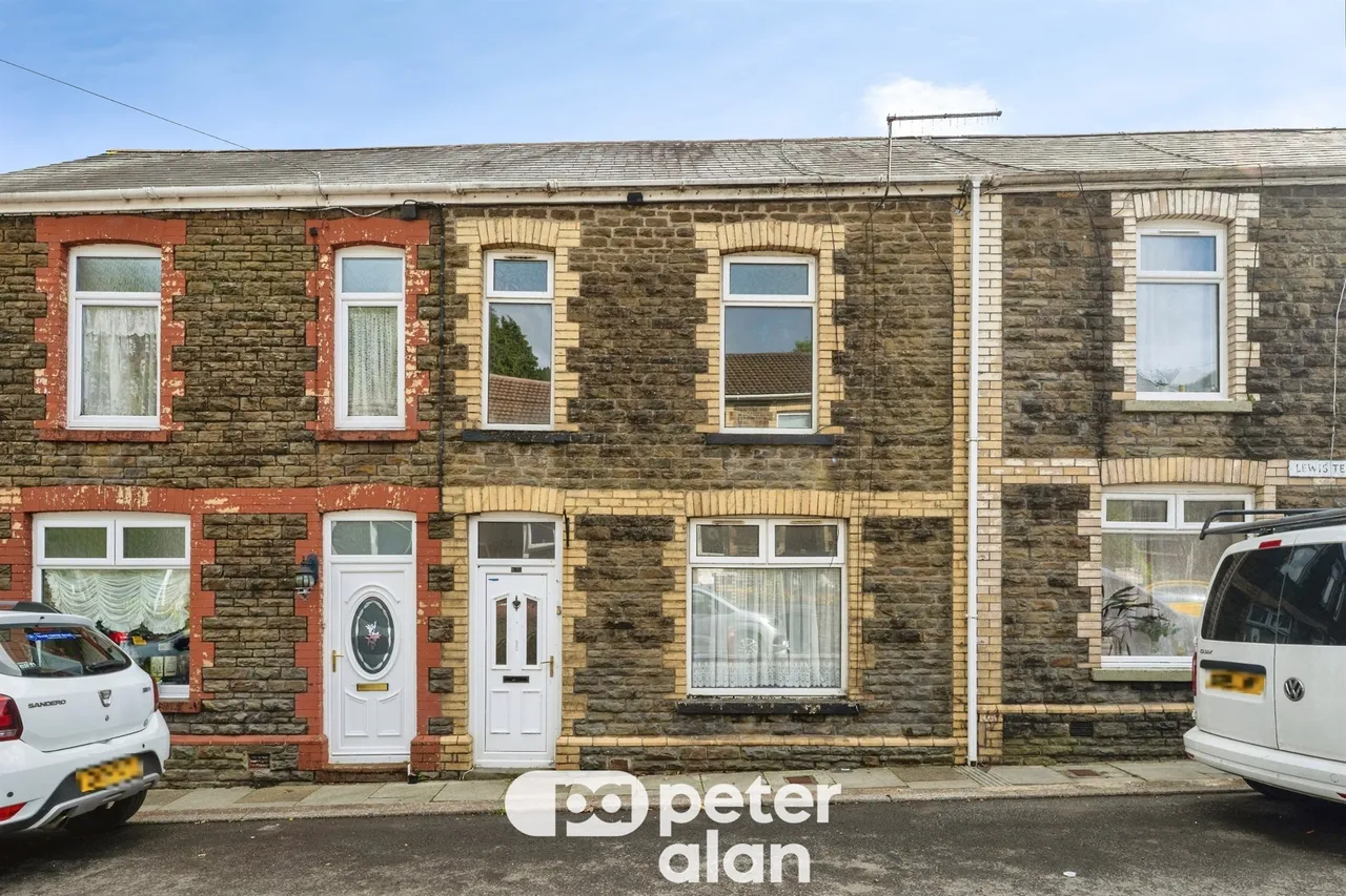 3 bed house for sale, Lewis Terrace, Neath, SA11