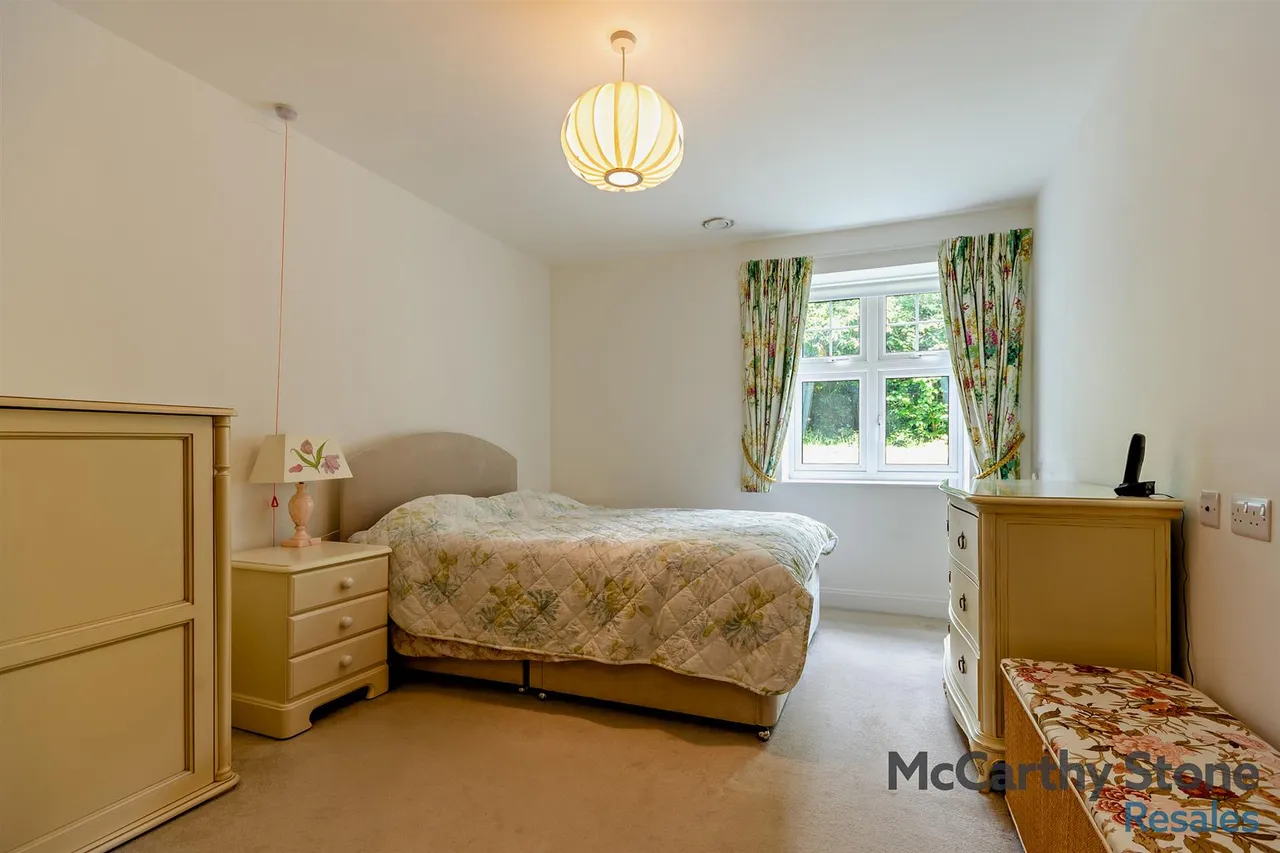 Marple Lane, Chalfont St. Peter, SL9, photo 5