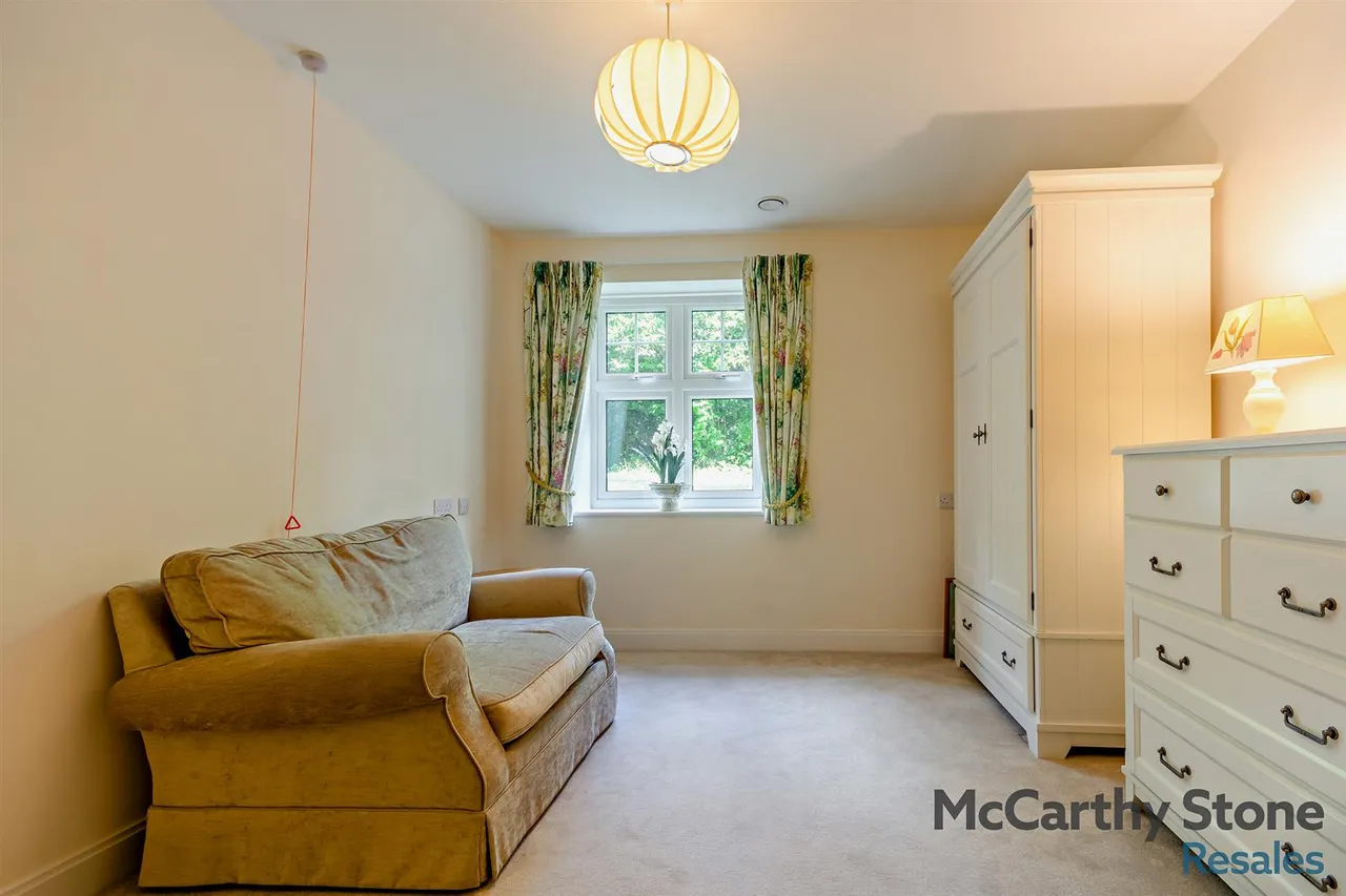 Marple Lane, Chalfont St. Peter, SL9, photo 4