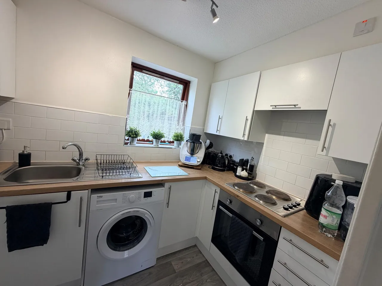 Faraday Drive, MK5, photo 5