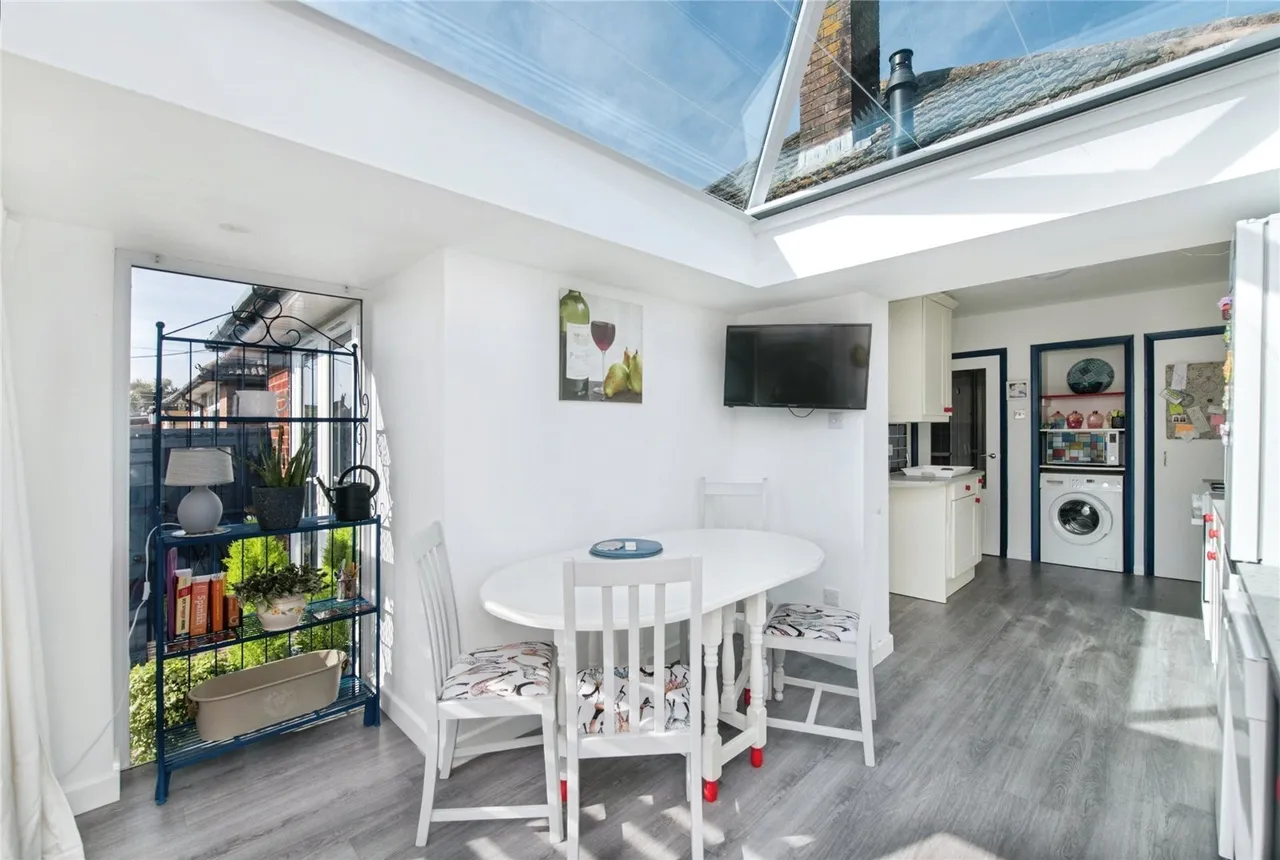 Elmfield Crescent, Exmouth, EX8, photo 5