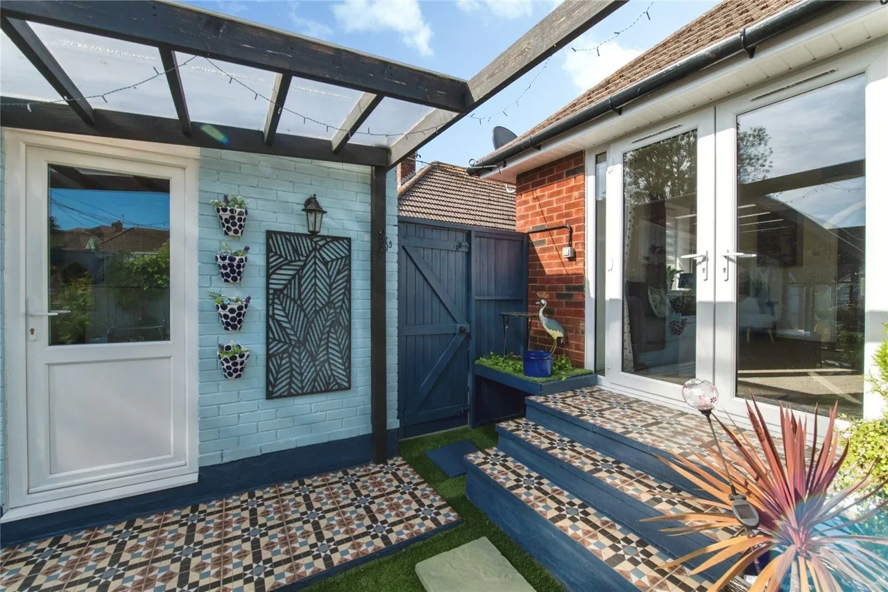 Elmfield Crescent, Exmouth, EX8, photo 16