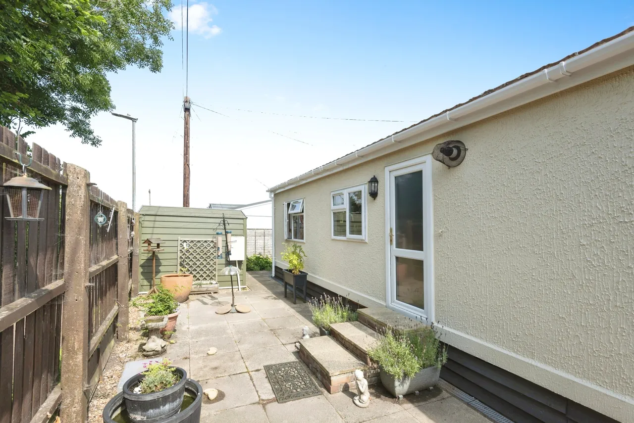 Fosman Close, Hitchin, Hertfordshire, SG5, photo 16