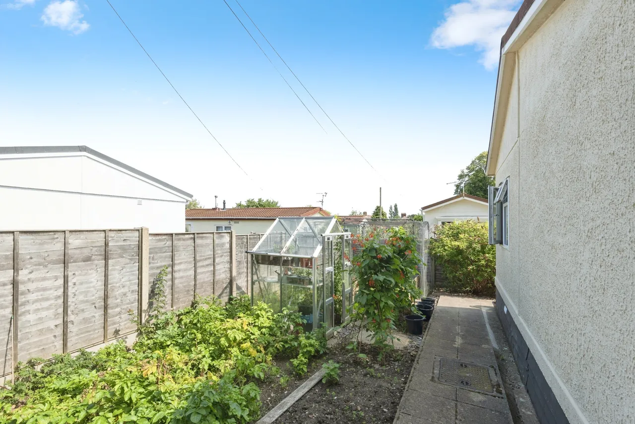 Fosman Close, Hitchin, Hertfordshire, SG5, photo 6