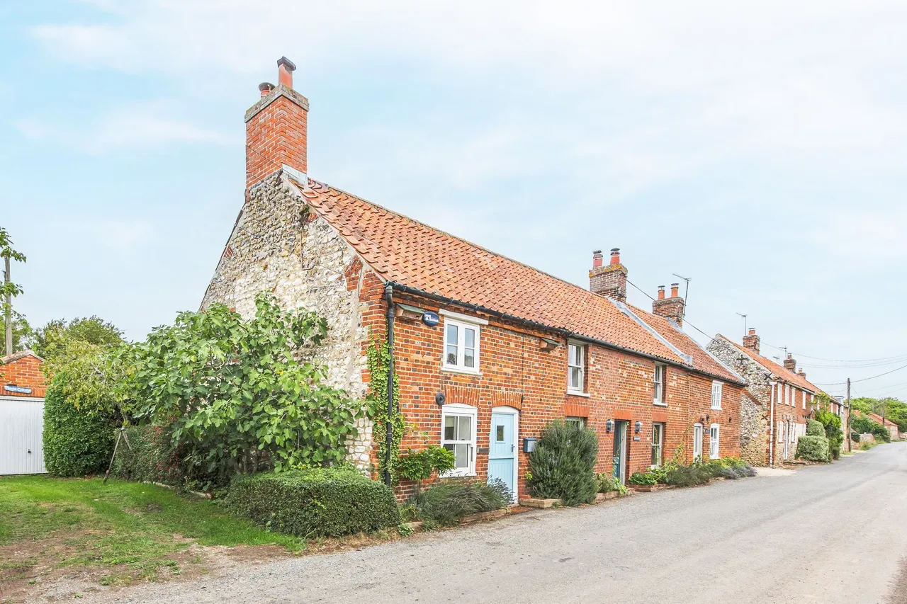 Beautifully Presented Period Cottage, photo 5