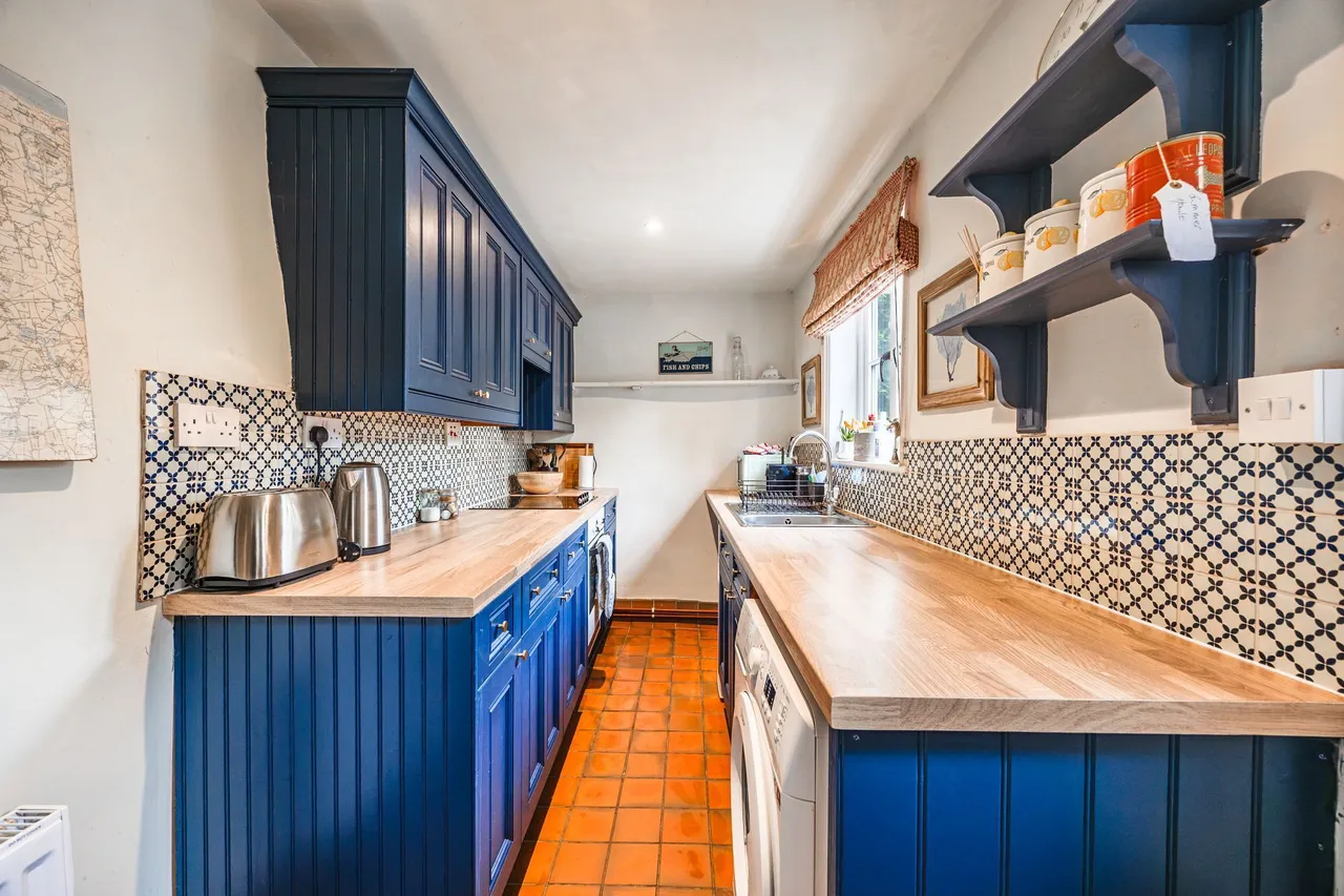 Beautifully Presented Period Cottage, photo 3