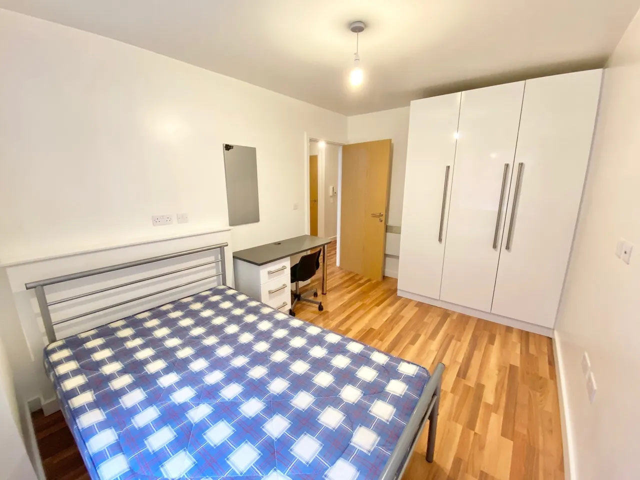 Erksine Street, LE1, photo 5