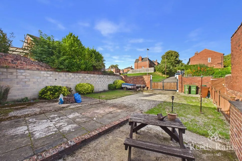 Rock Hill, Castleford, WF10, photo 12