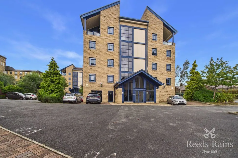 2 bed flat for sale — Equilibrium, Lindley, West Yorkshire, HD3