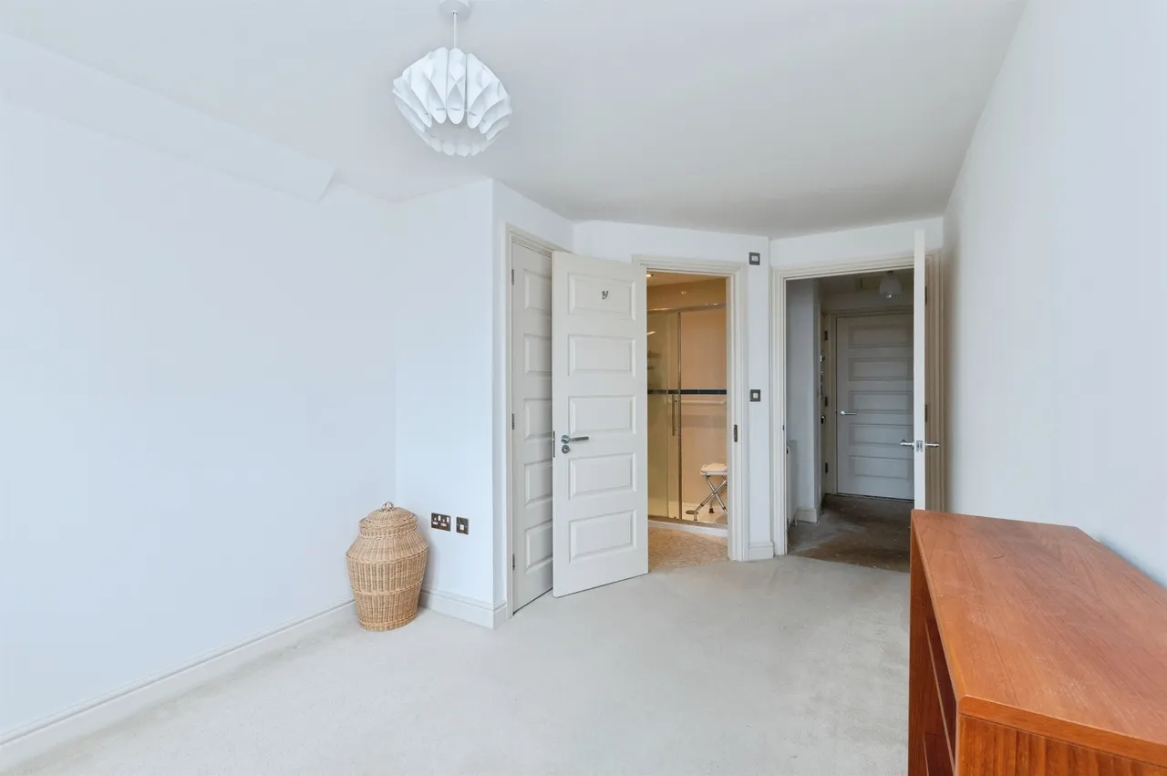 Station Road, West Moors, BH22, photo 7