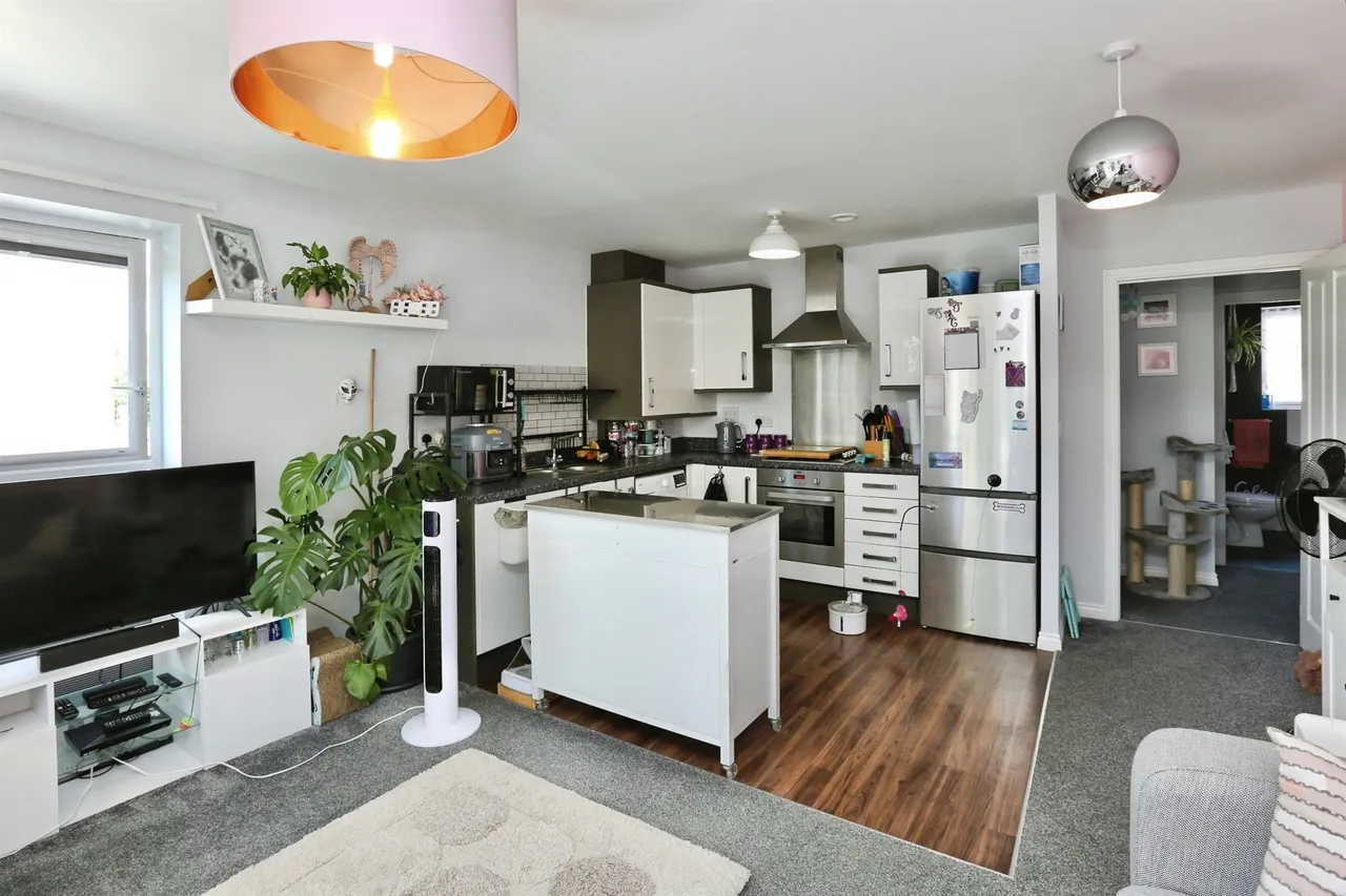 Howe Road, Gosport, PO13, photo 5