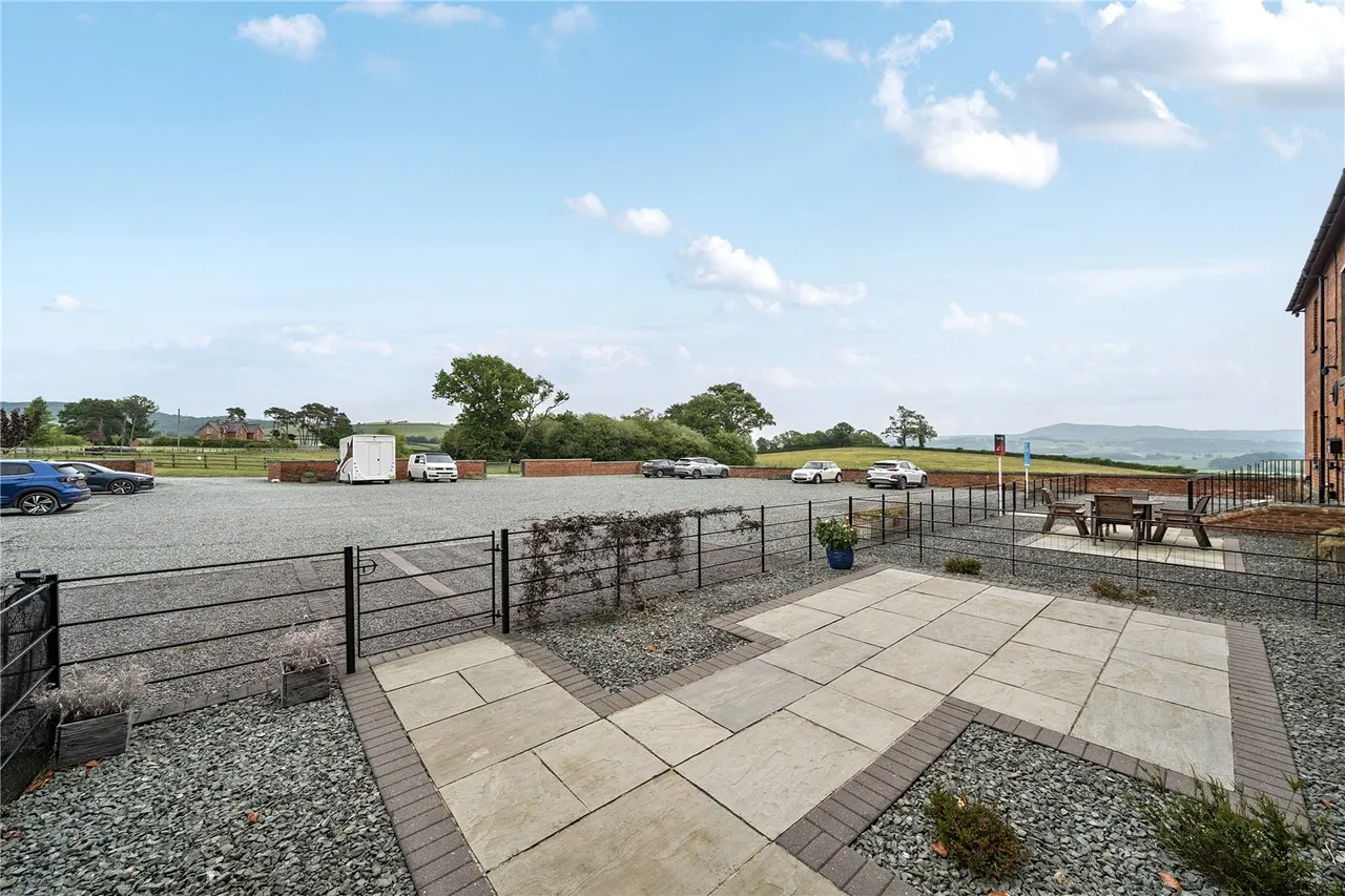Forden, Welshpool, Powys, SY21 8NW, photo 23