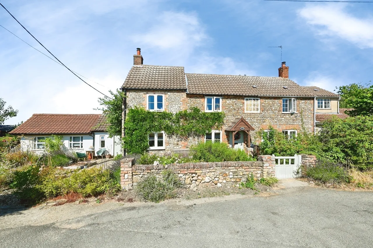 2 bed house for sale — Flegg Green, Wereham, King's Lynn, Norfolk, PE33