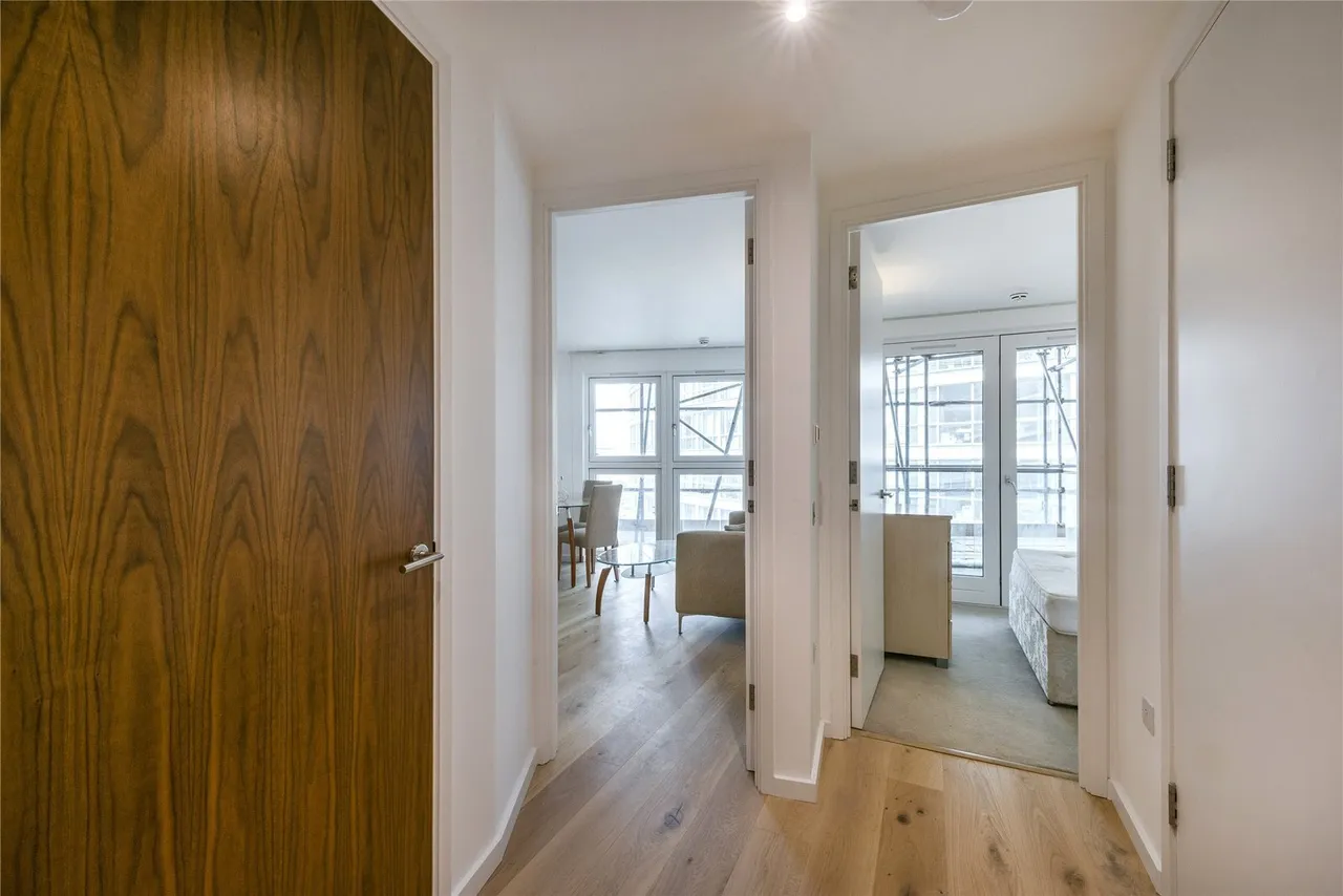 Fairmont Avenue, London, E14, photo 10