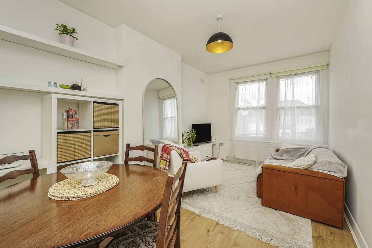 Parkview Road, London, SE9, photo 2