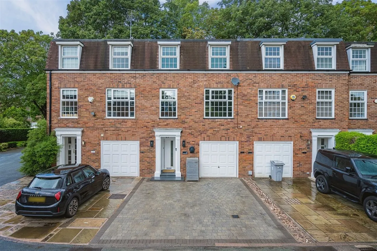 4 bed house to rent, Curzon Mews, Wilmslow