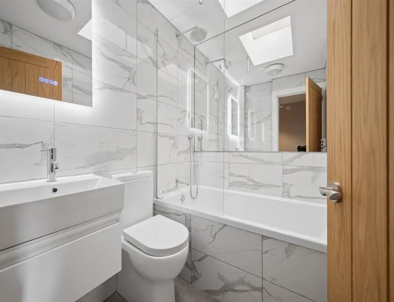 Curzon Mews, Wilmslow, photo 9