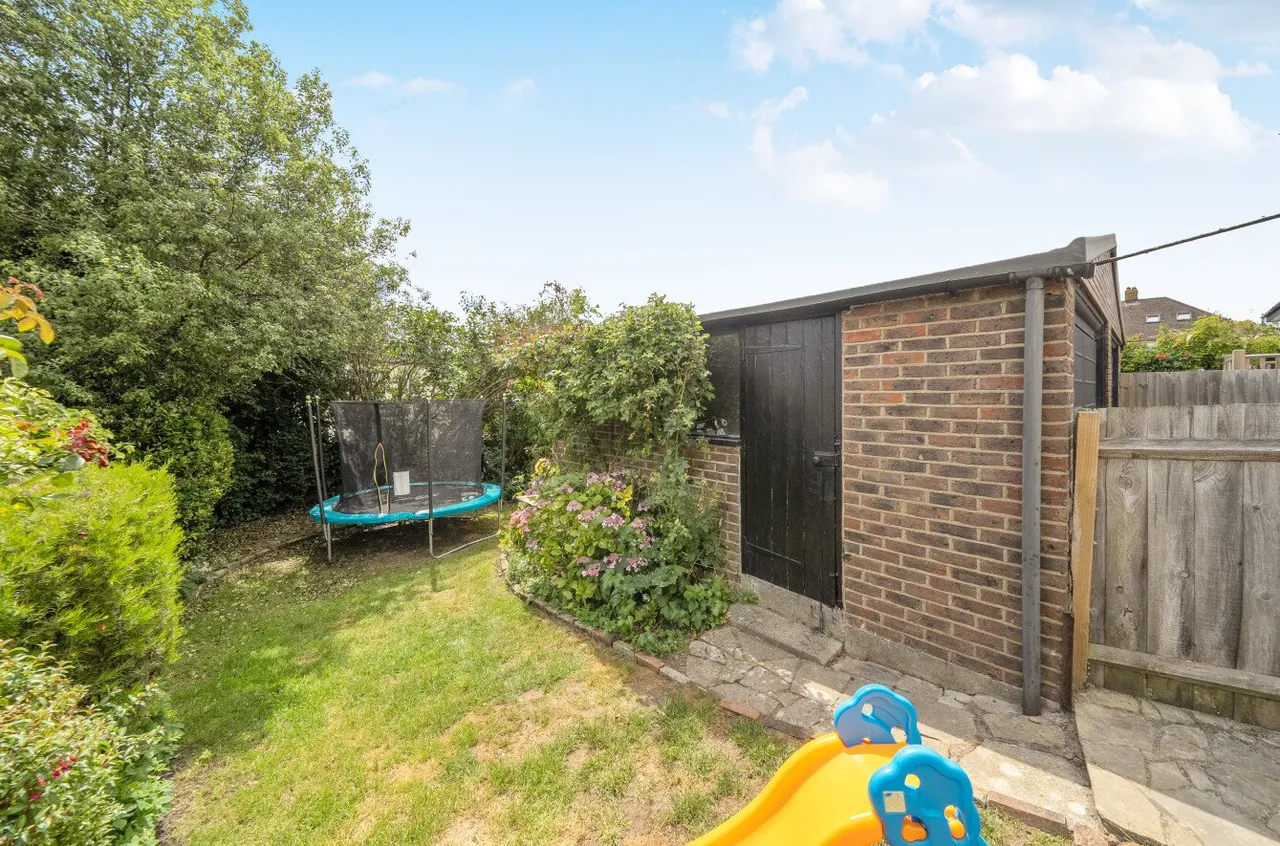 Colville Road, Drayton, PO6, photo 15