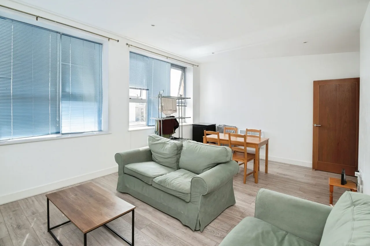 St Stephens Mansions, Mount Stuart Square, Cardiff, Caerdydd, CF10, photo 6