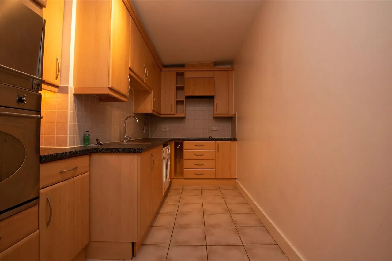 Mount Stuart Square, Cardiff, CF10, photo 7