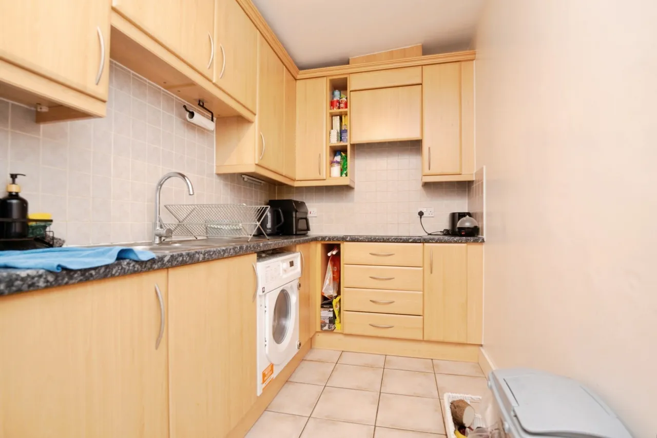 St Stephens Mansions, Mount Stuart Square, Cardiff, Caerdydd, CF10, photo 2