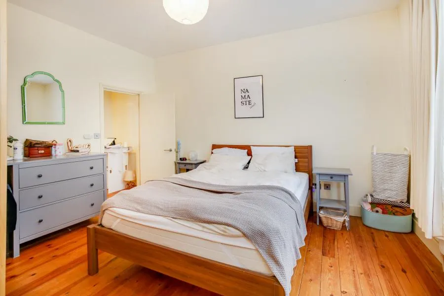Ravenscourt Road, London, W6, photo 4