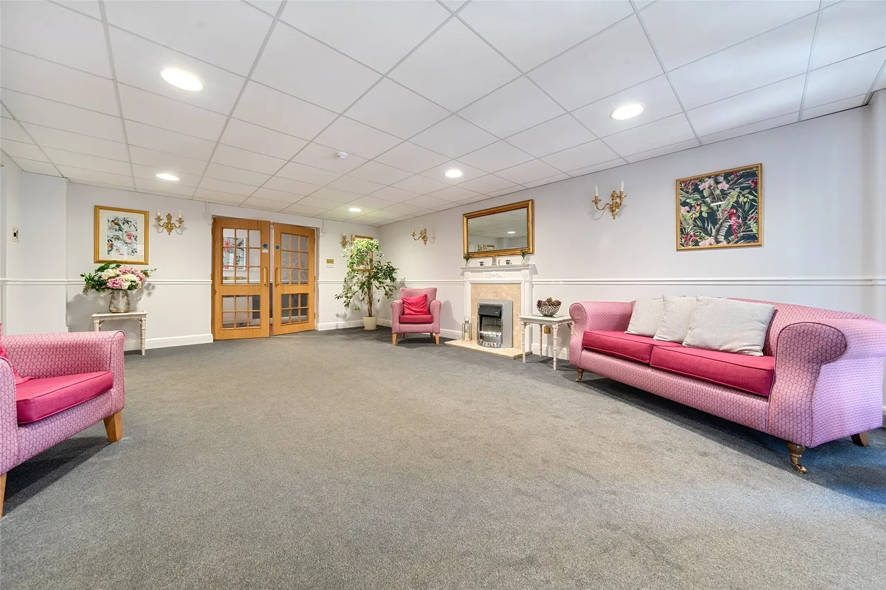 Wraymead Place, Surrey, Wray Park Road, RH2 0EF, photo 10