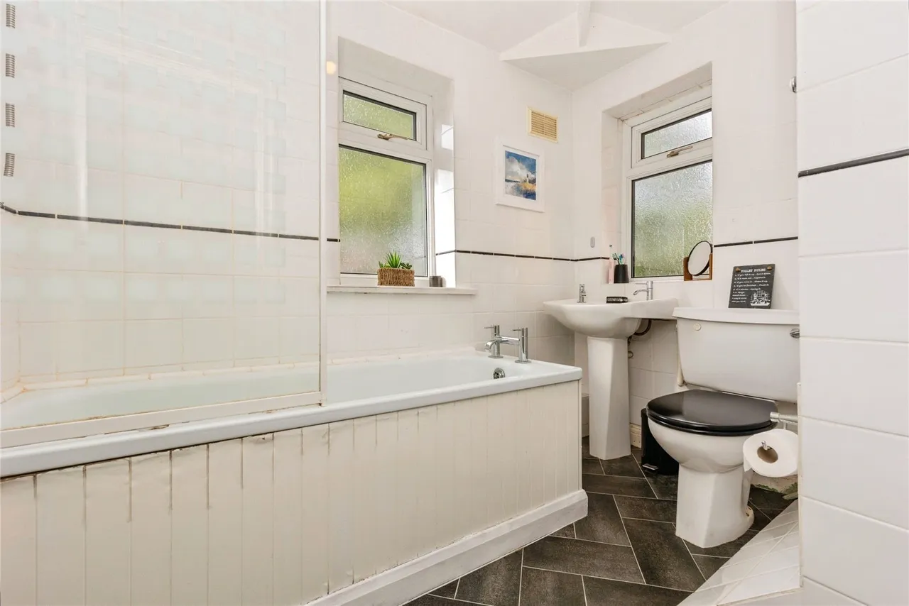Trevor Road, Urmston, M41, photo 12