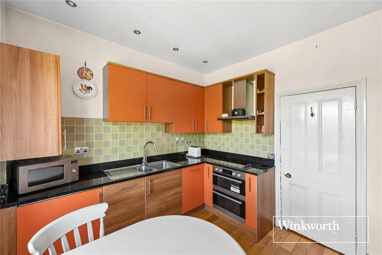 Chislehurst Avenue, North Finchley, London, N12, photo 8
