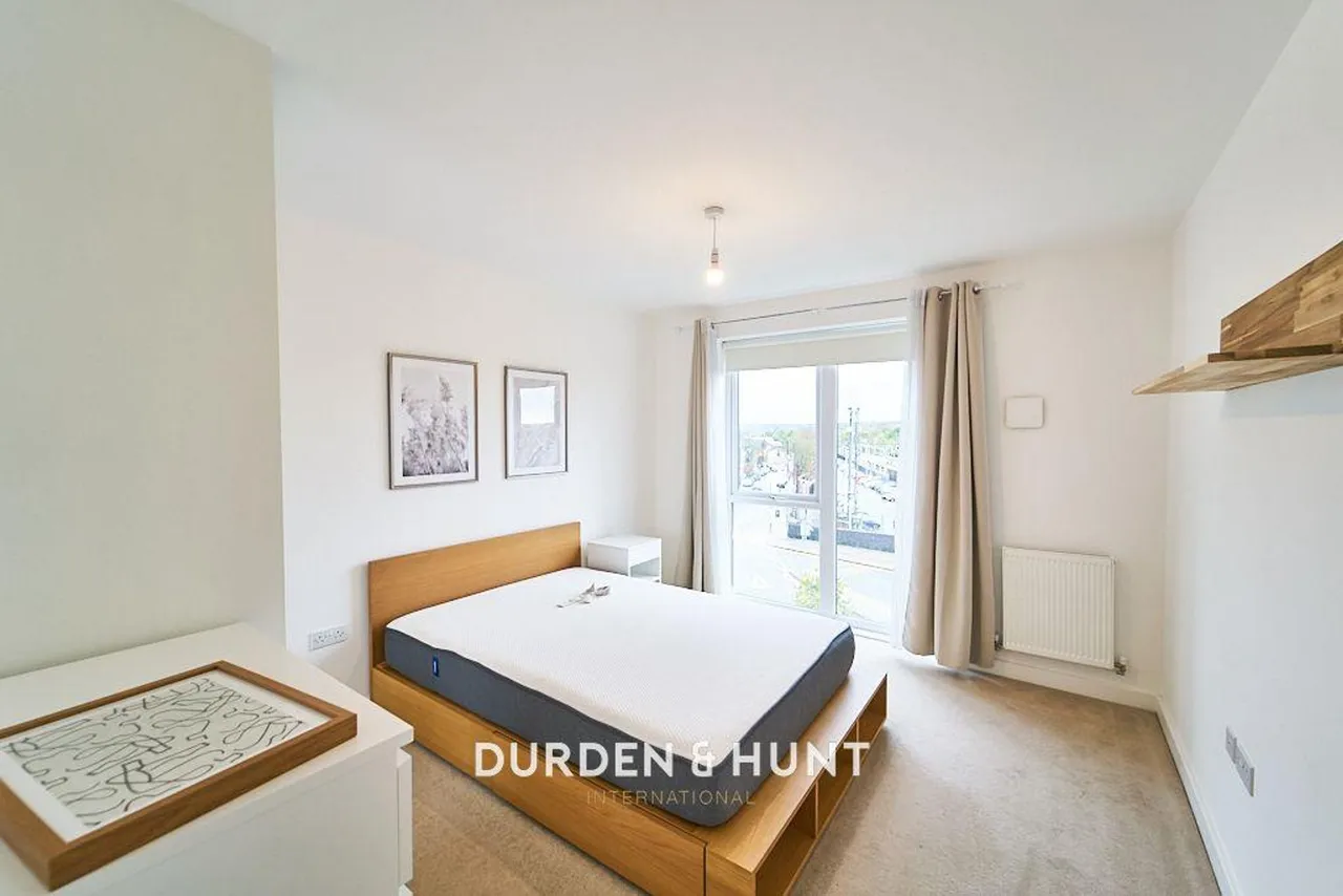 Gubbins Lane, Harold Wood, RM3, photo 9