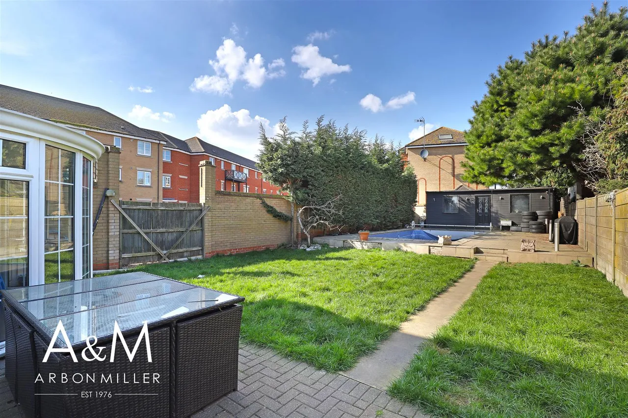 Forest Road, 1 Forest Road Essex Barkingside, ILFORD, Essex, IG63HA, photo 27