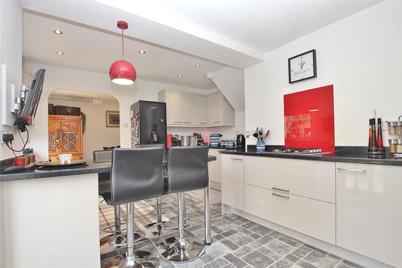 Brushfield Way, Knaphill, GU21, photo 8