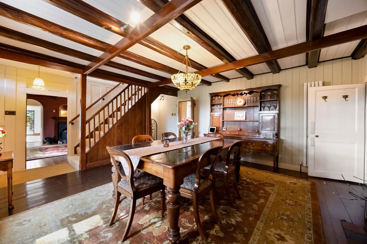 Characterful Family Home in the Centr, photo 3