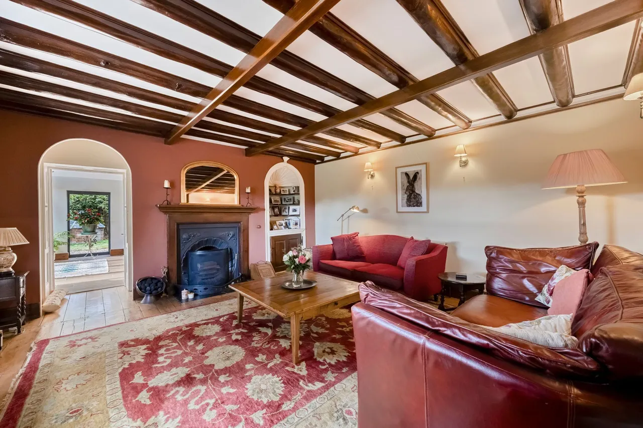 Characterful Family Home in the Centr, photo 12