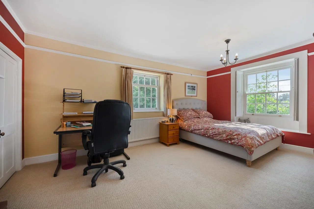 Characterful Family Home in the Centr, photo 16