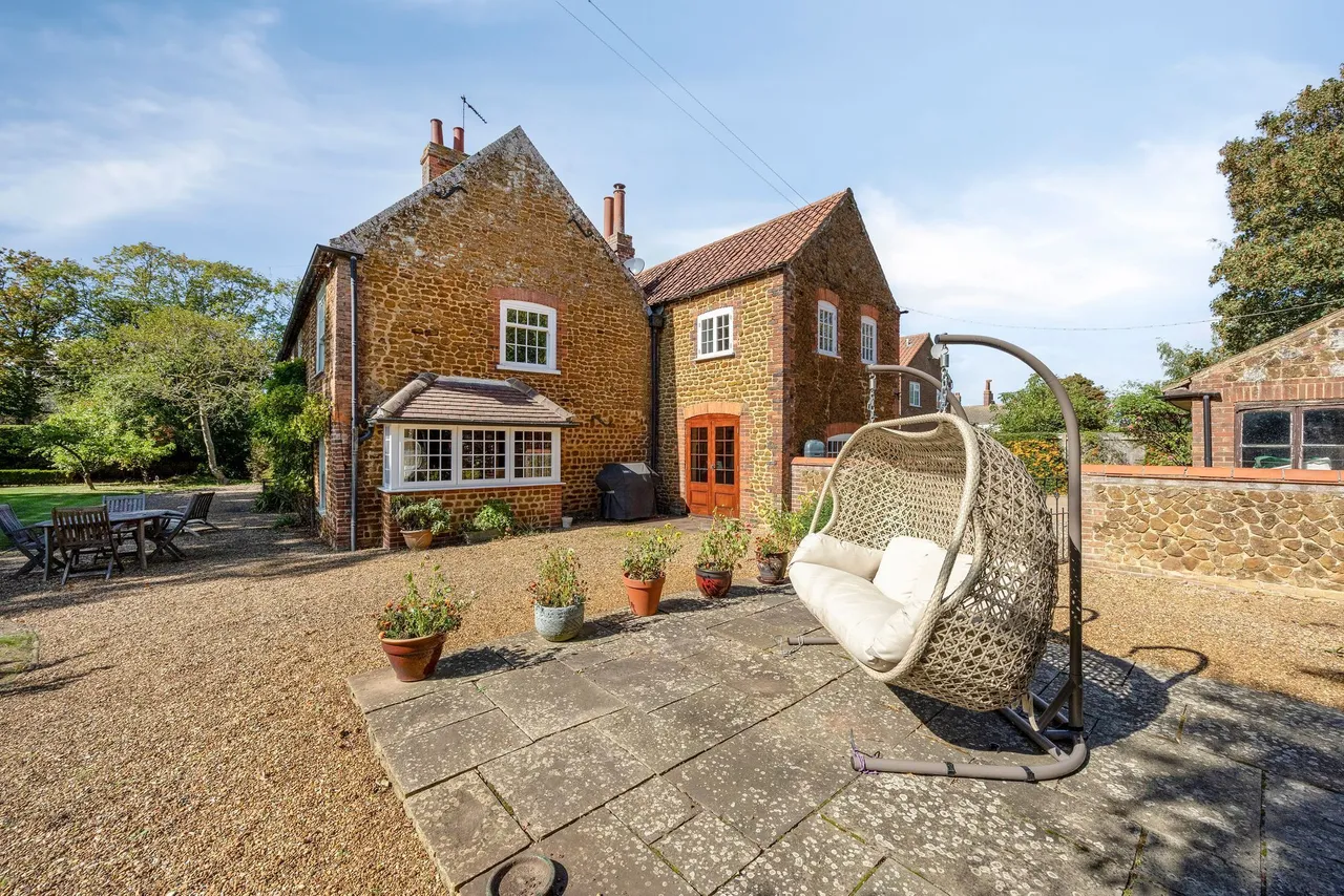 Characterful Family Home in the Centr, photo 22