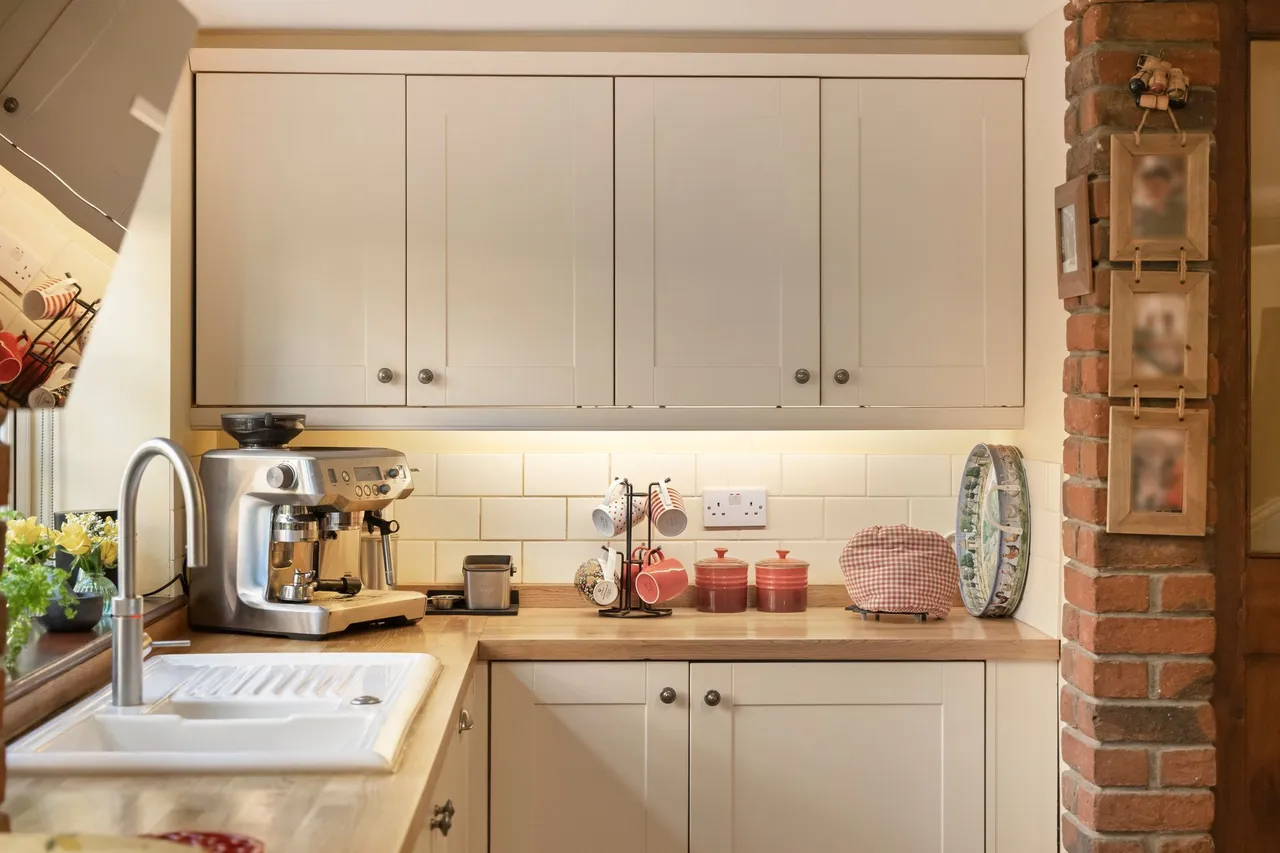 Characterful Family Home in the Centr, photo 6