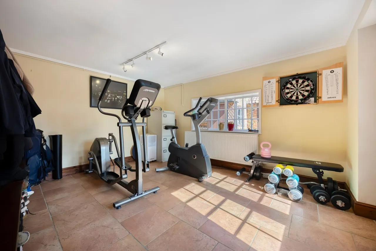 Characterful Family Home in the Centr, photo 11