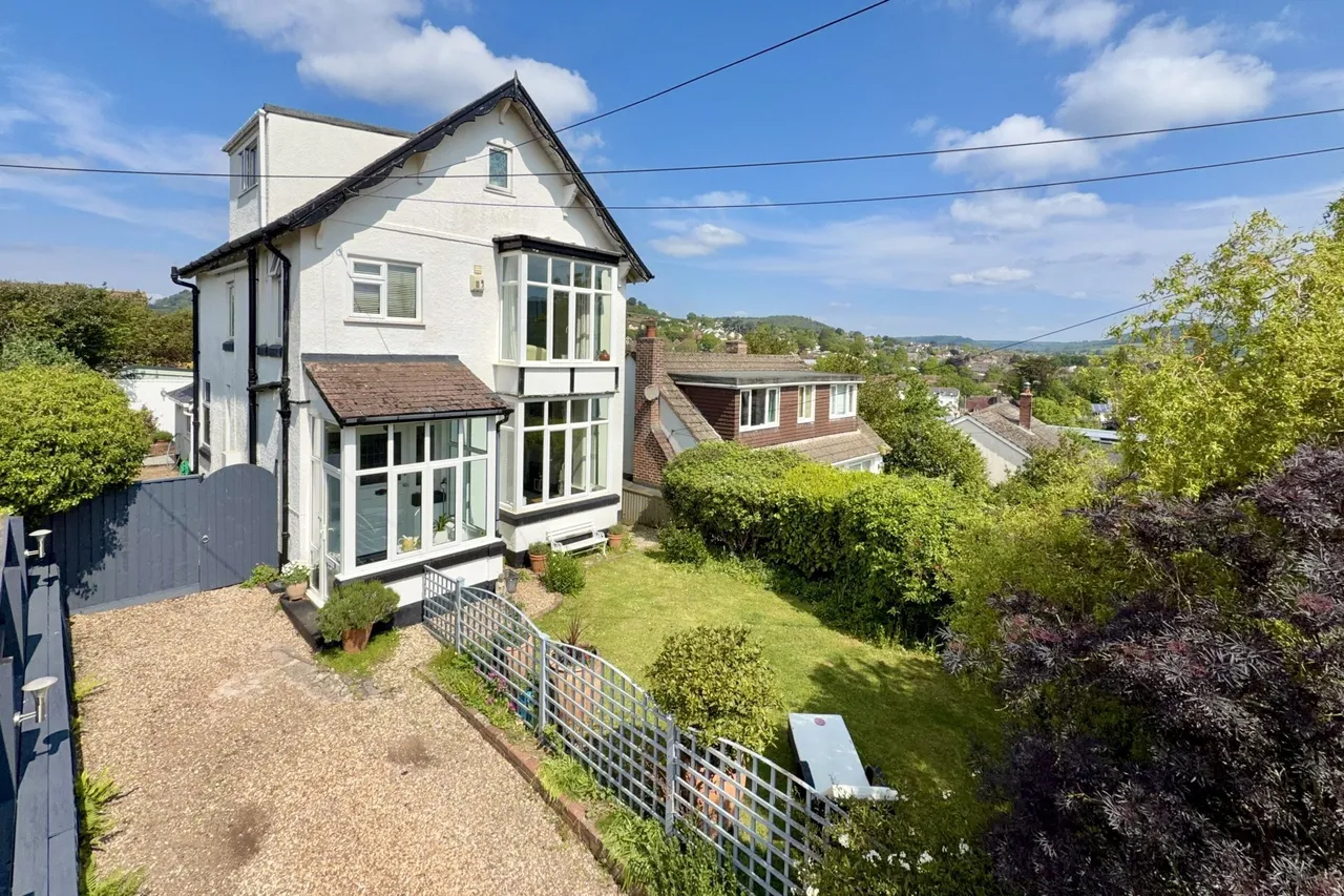 4 bed property for sale — Alexandria Road, Sidmouth, Devon, EX10