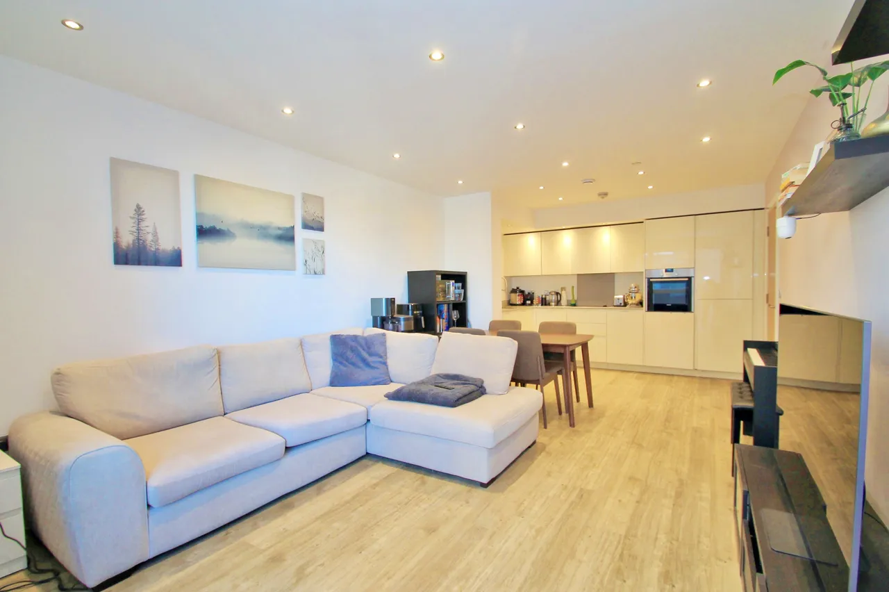 Lyon Road, Harrow, HA1, photo 5