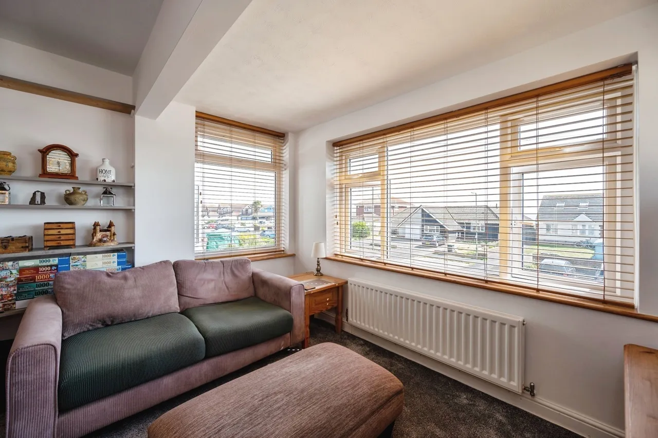 Southwood Road, Hayling Island, PO11, photo 9