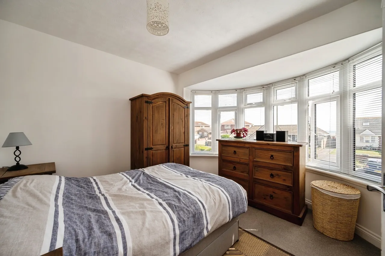 Southwood Road, Hayling Island, PO11, photo 10
