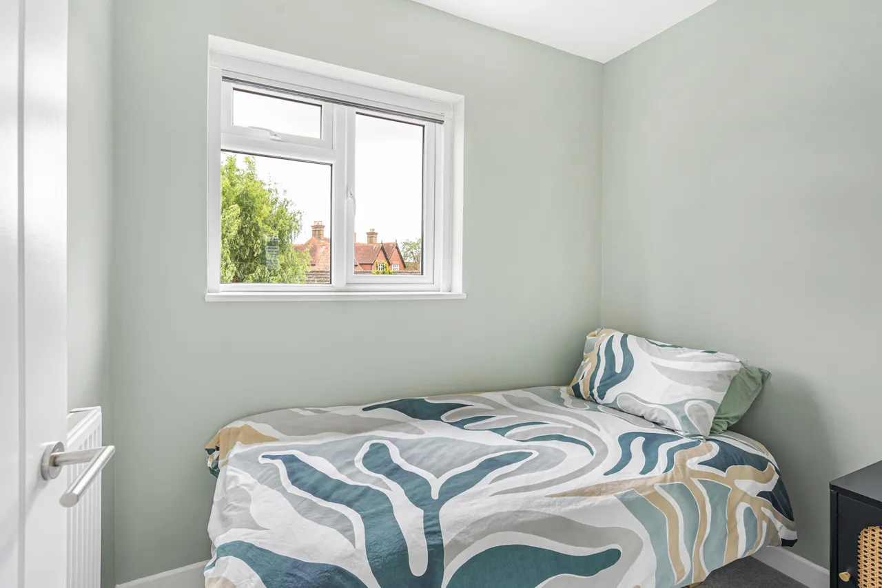 Wolsey Road, Sunbury-on-Thames, TW16, photo 17
