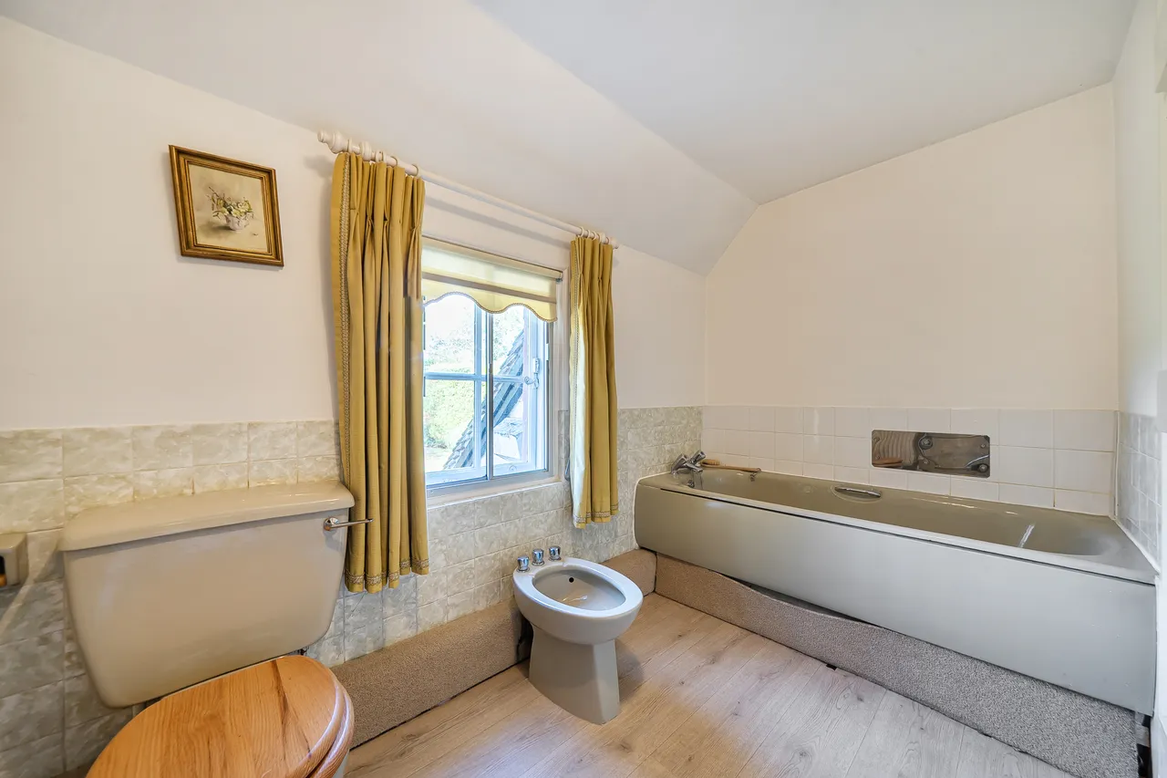 Trout Lane, Horsham, RH13, photo 10