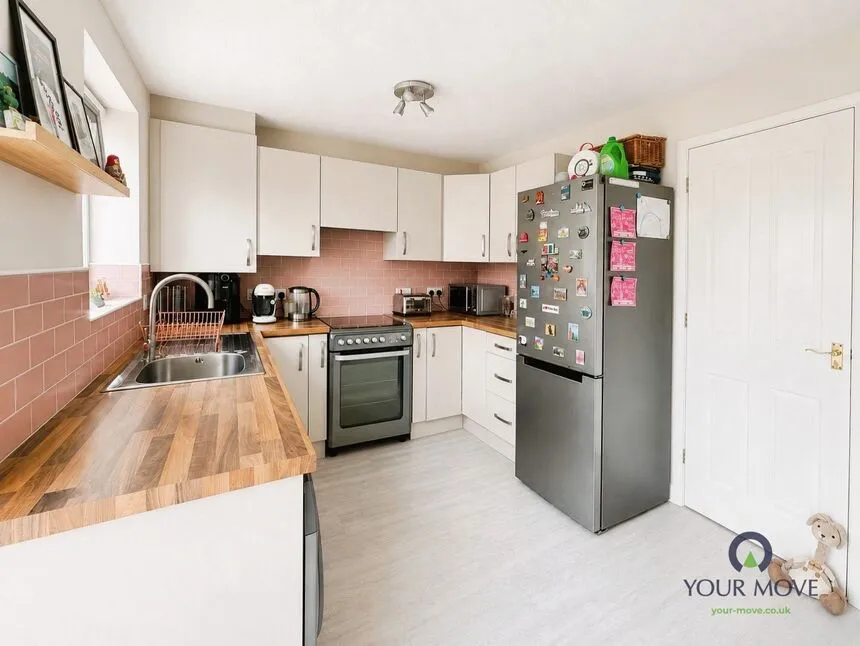Wisteria Drive, Lower Darwen, Lancashire, BB3, photo 4