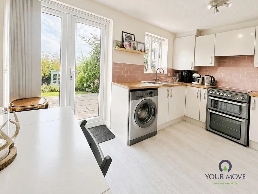 Wisteria Drive, Lower Darwen, Lancashire, BB3, photo 3