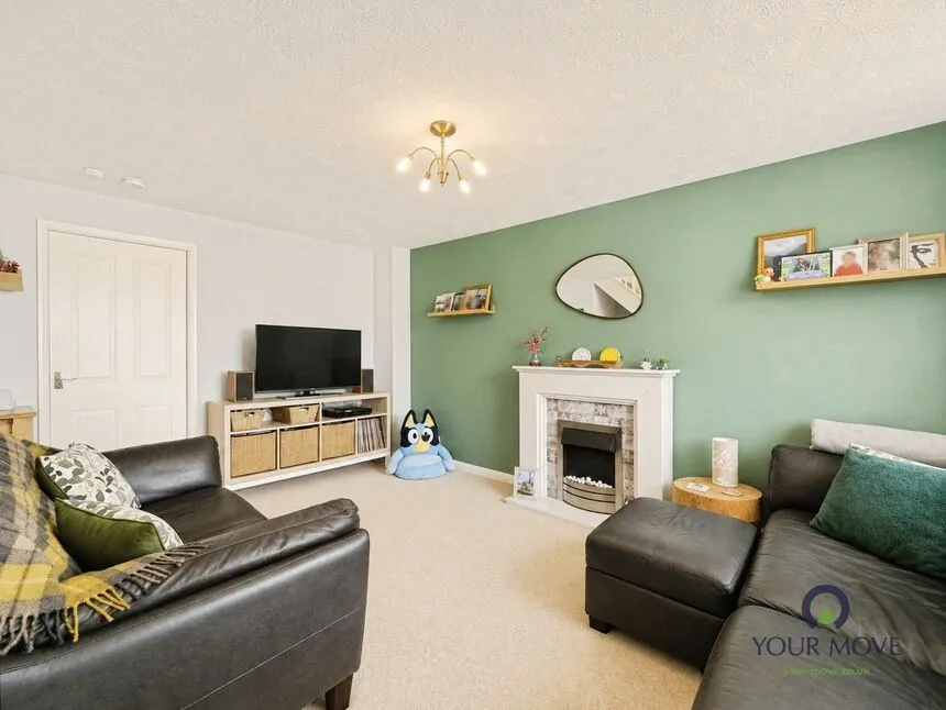 Wisteria Drive, Lower Darwen, Lancashire, BB3, photo 2