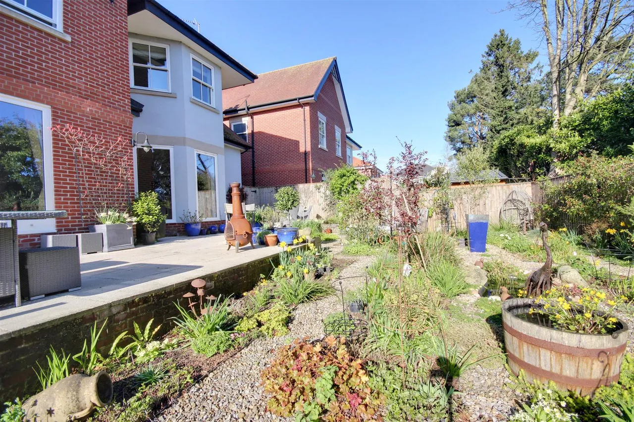 Gallows Lane, Beverley, photo 28