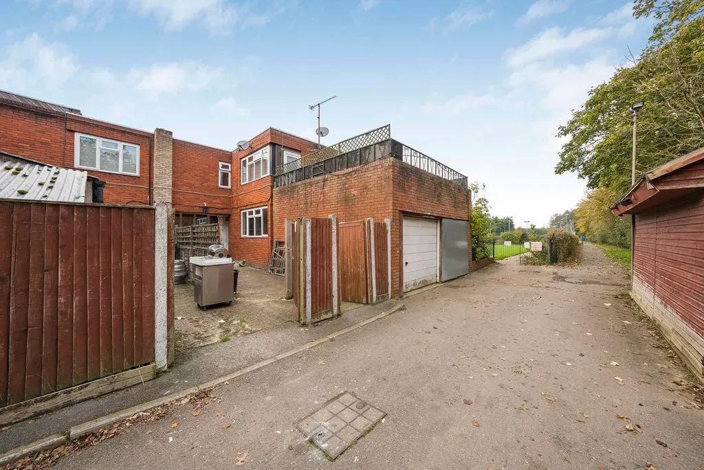 Park Road, Uxbridge, photo 3